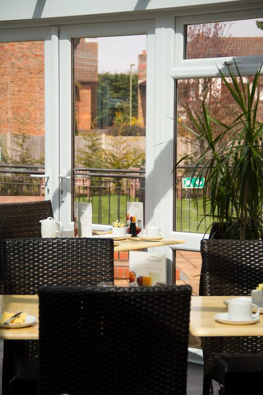 Travelrest Fareham Solent Gateway Hotel Ngoại thất bức ảnh