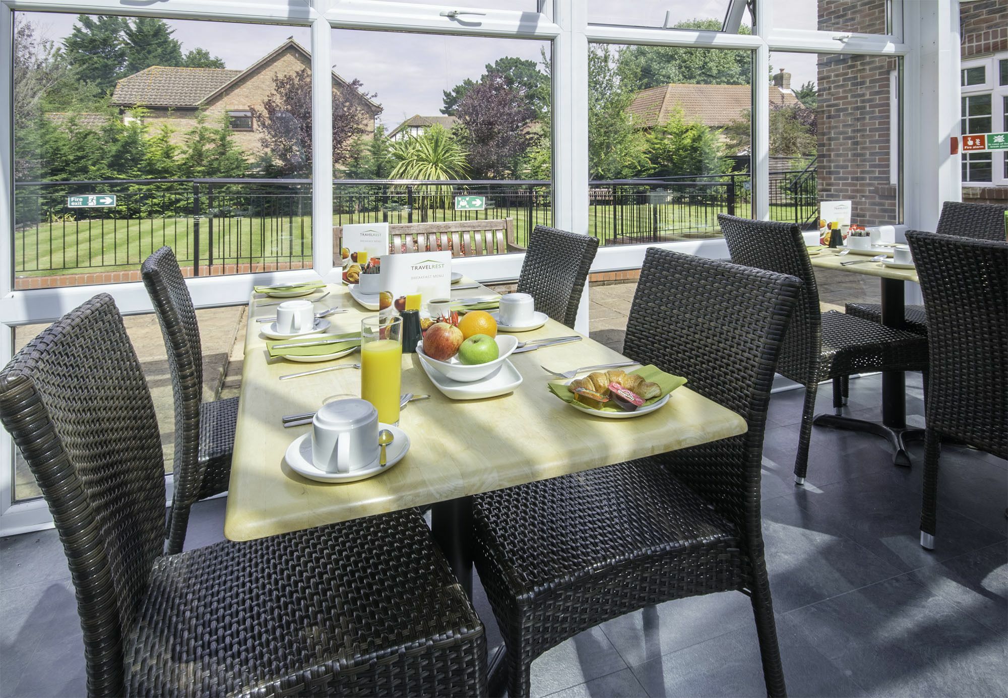 Travelrest Fareham Solent Gateway Hotel Ngoại thất bức ảnh